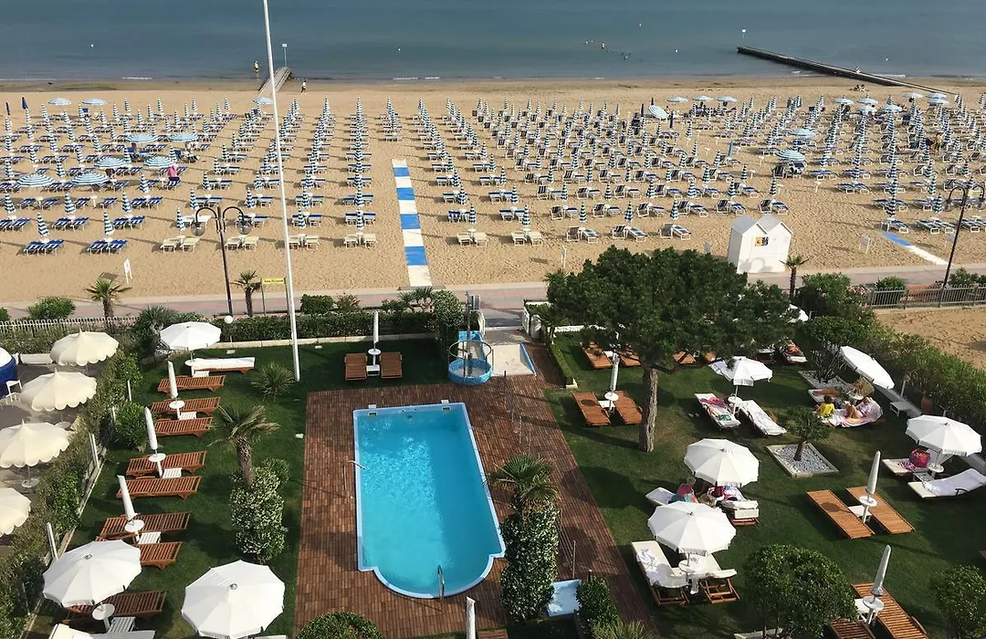 Hotel Universo-1