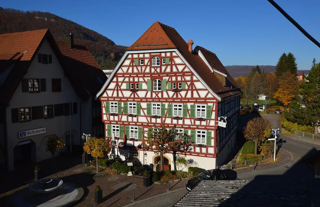 Altes Pfarrhaus Hotel Und Restaurant-1
