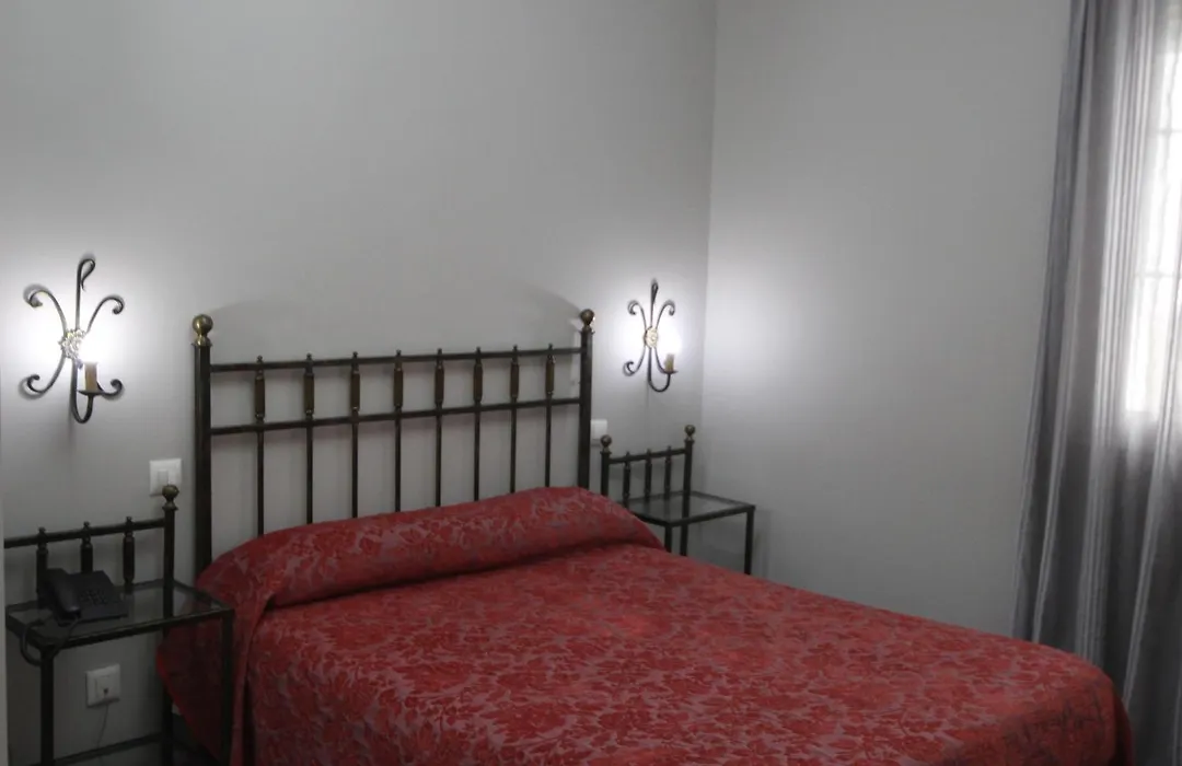 Hostal Roma-1