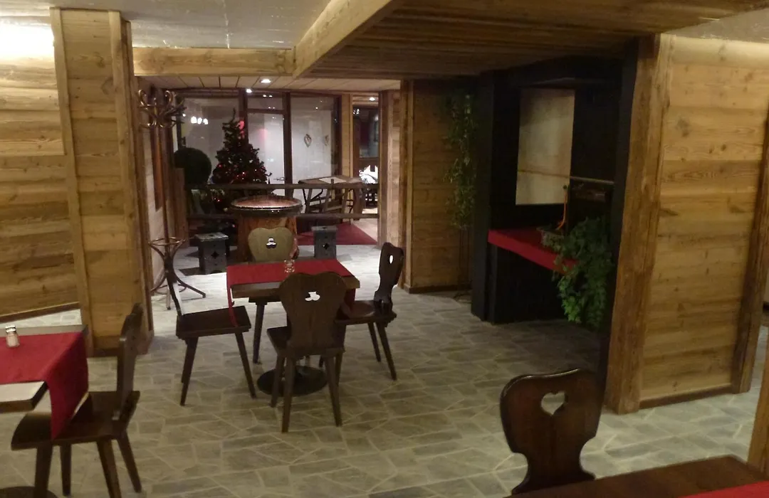 Hotel Zodiaque-1