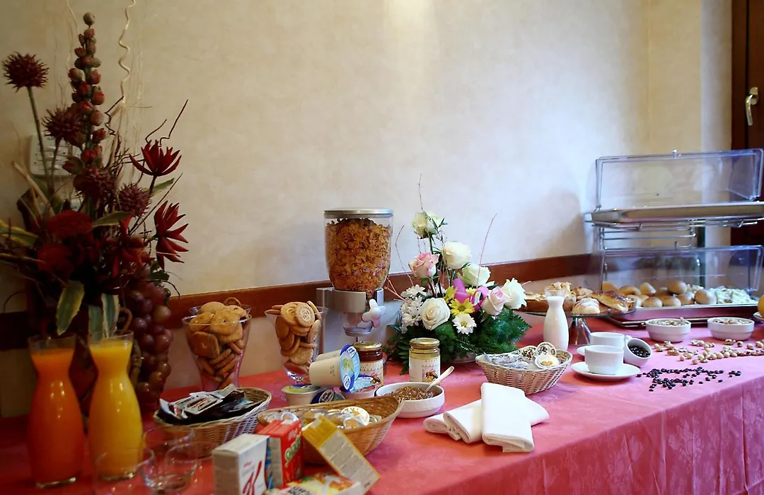 Hotel Cavour-1