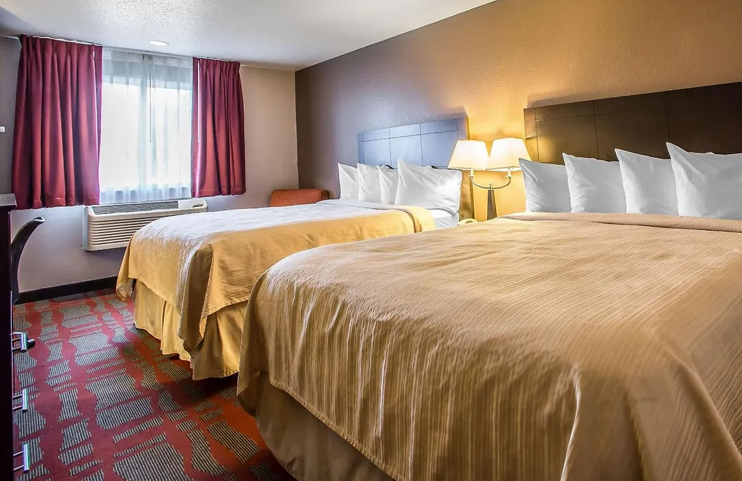Quality Inn & Suites West Bend-1