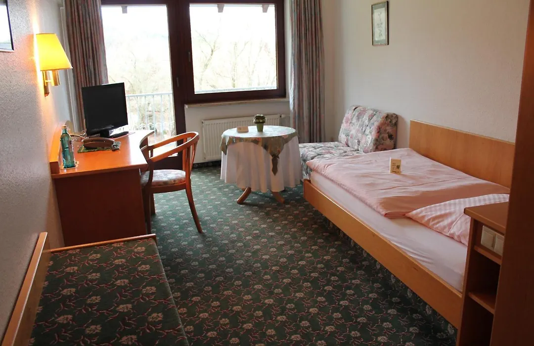 Landgasthof Hotel Zur Linde im Taunus-1