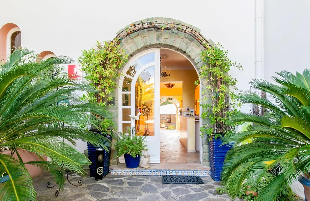 Hotel Villa Provencale-1