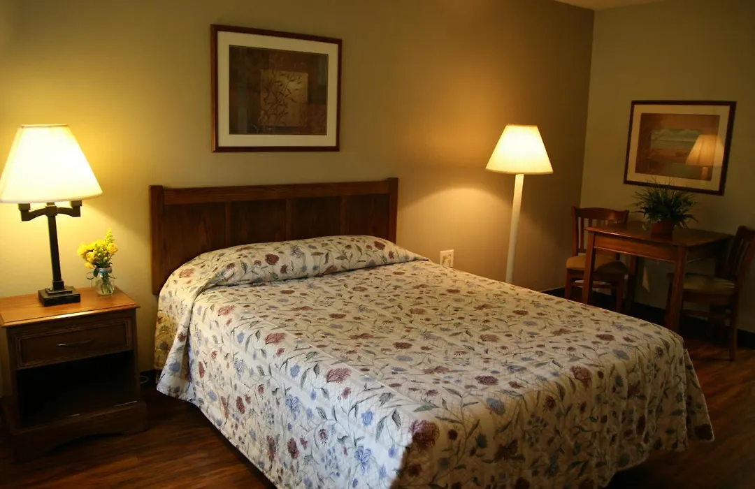 Affordable Suites Jacksonville-1