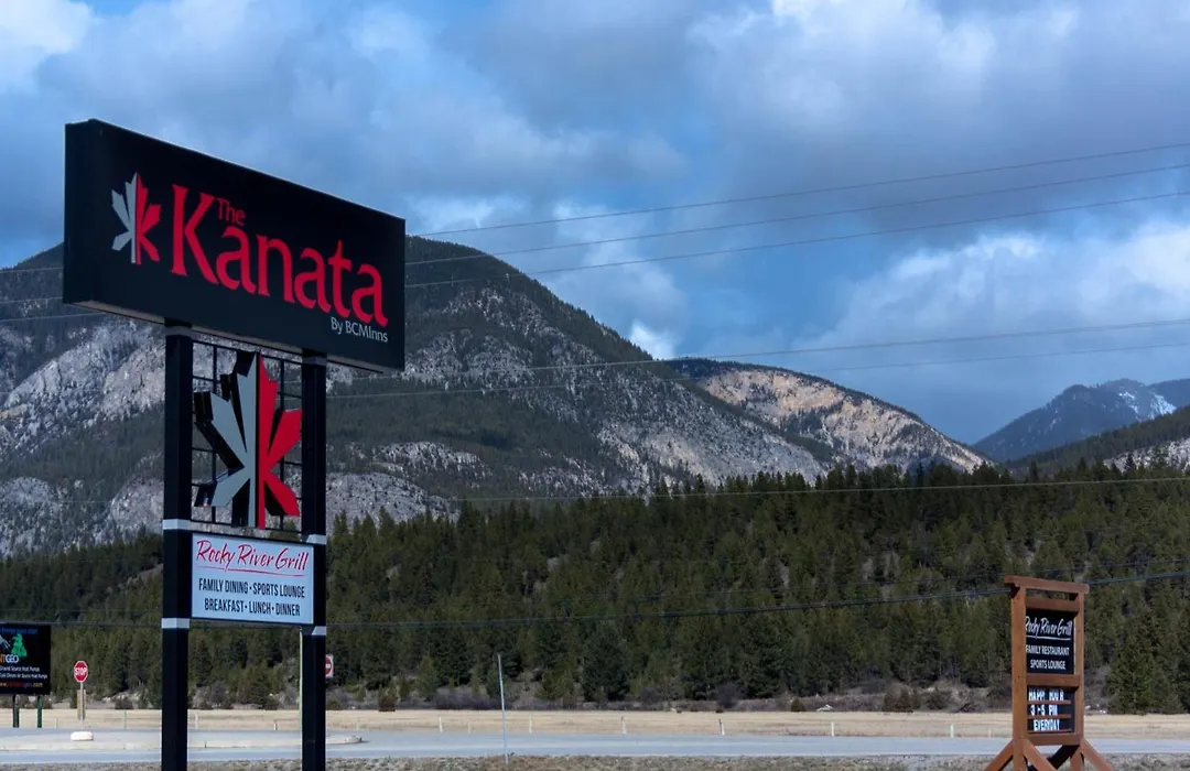 The Kanata Inns Invermere-1