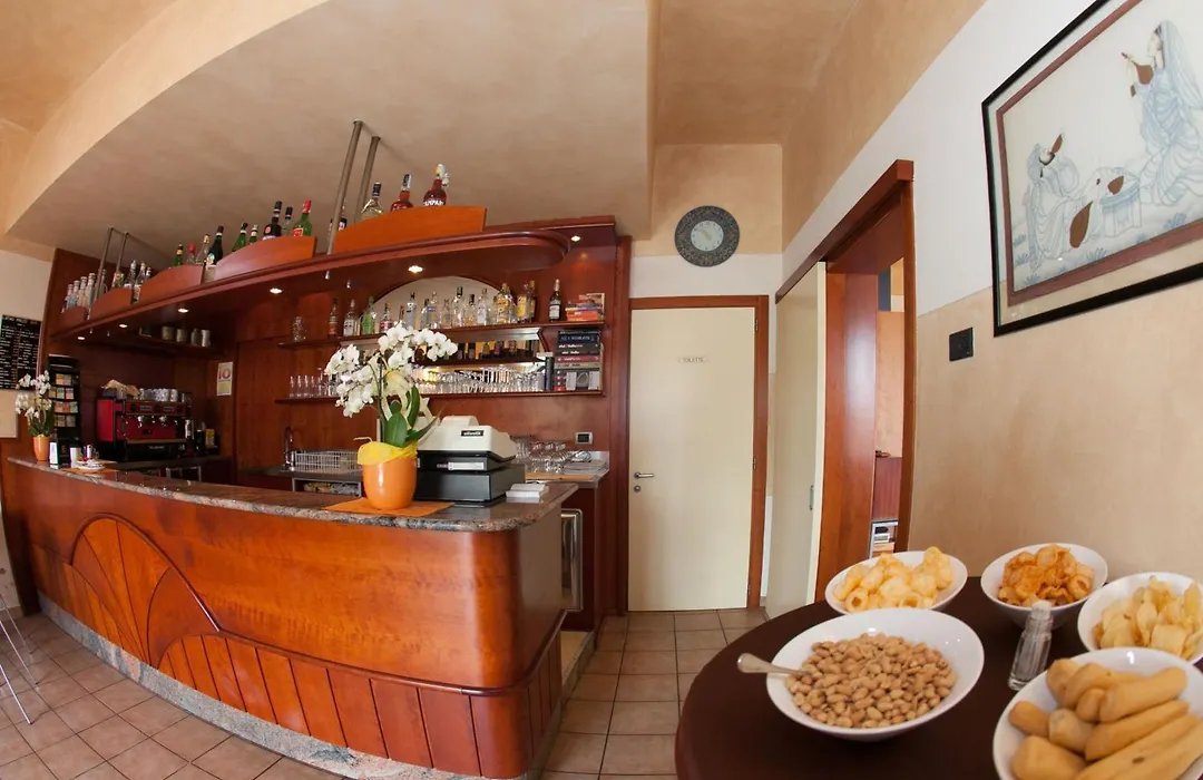 Hotel Pinamonte-1