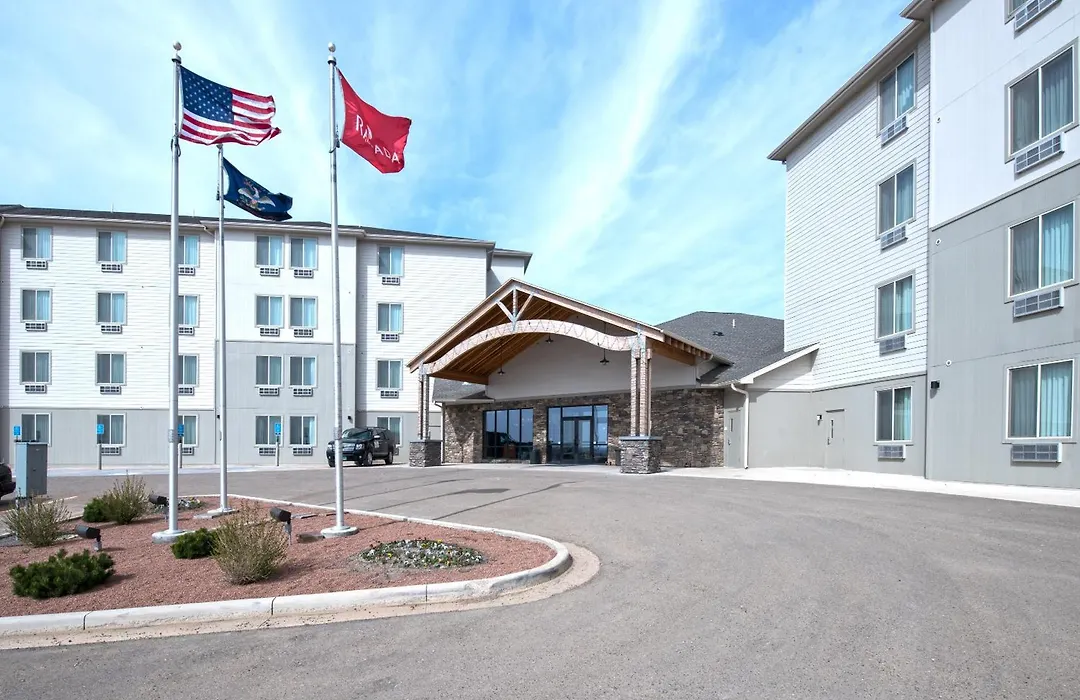 Bakken Airport Xwa Hotel & Studios-1