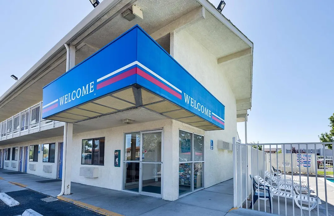 Motel 6-Carson City, Nv-1