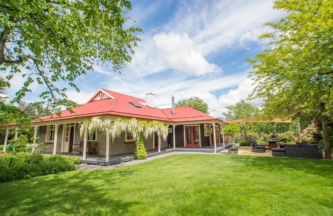 Hartley Homestead Boutique Bed & Breakfast-1