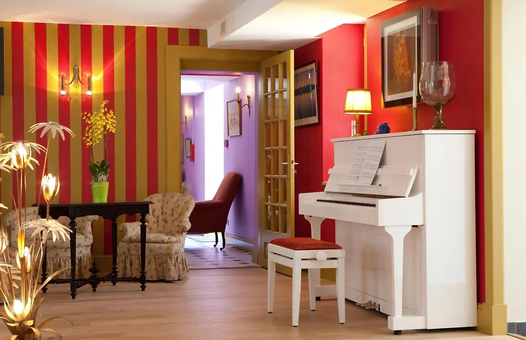 Logis hôtel Ô en Couleur-1