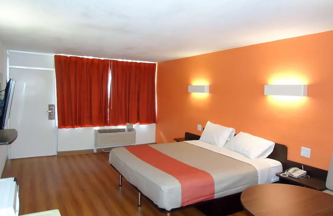 Motel 6-Connellys Springs, Nc-1