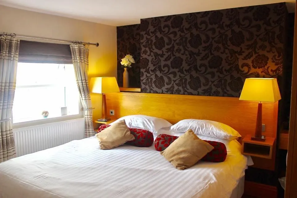 The Groves Inn-1