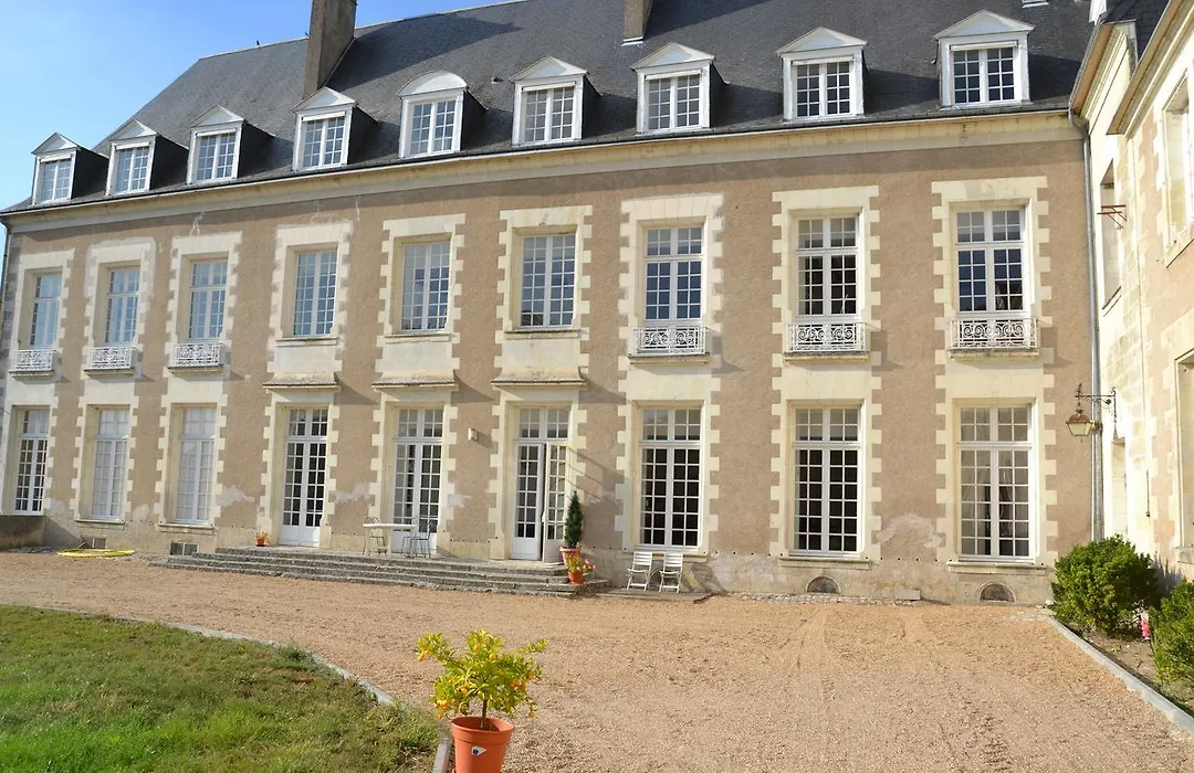 Château de Saint Ouen les Vignes-1