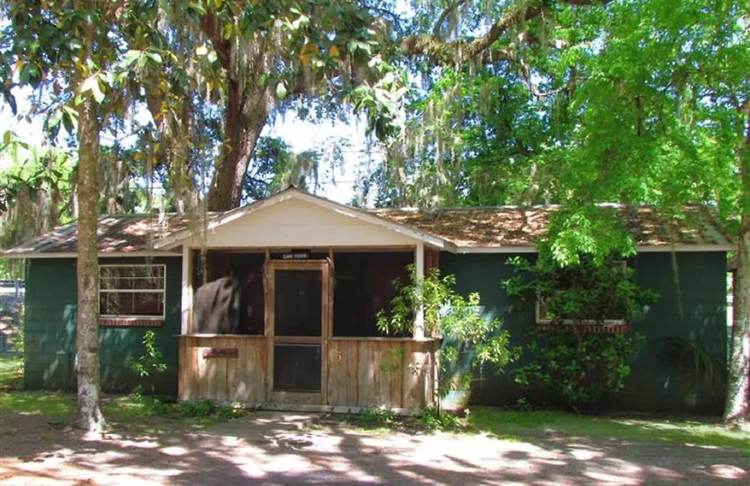 The Yearling Cabins-1
