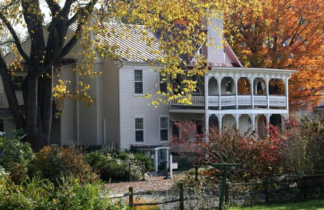 Hopkins Ordinary Bed, Breakfast And Ale Works-1