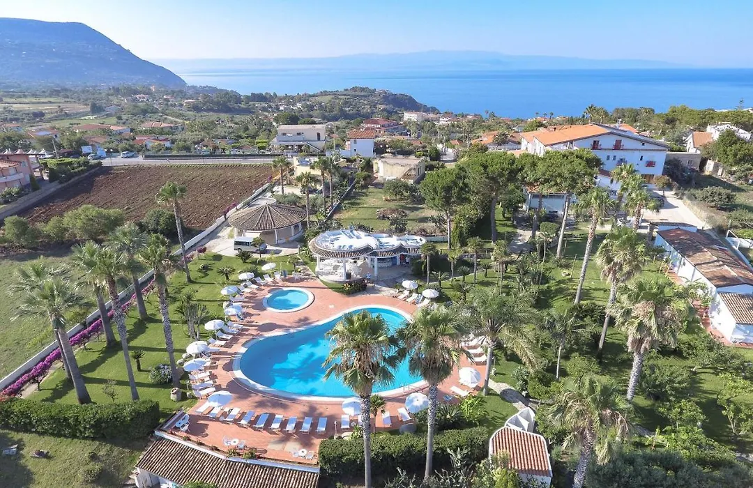 Hotel Residence Costa Azzurra-1