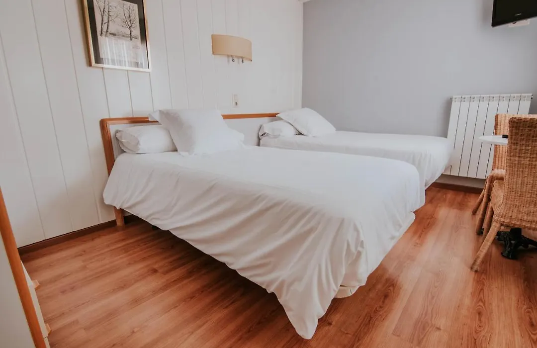 Hotel Isasa-1