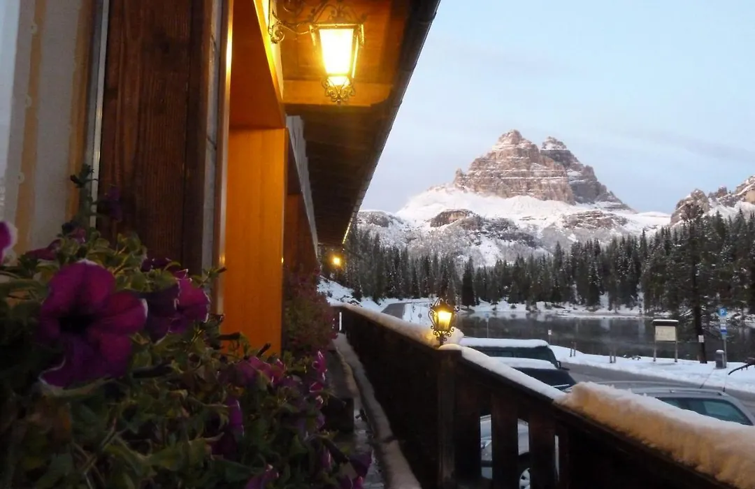 Albergo Chalet Lago Antorno-1