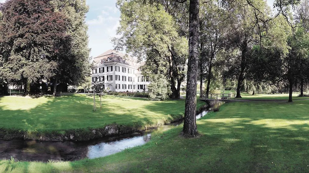 Hotel Schloss Huenigen-1