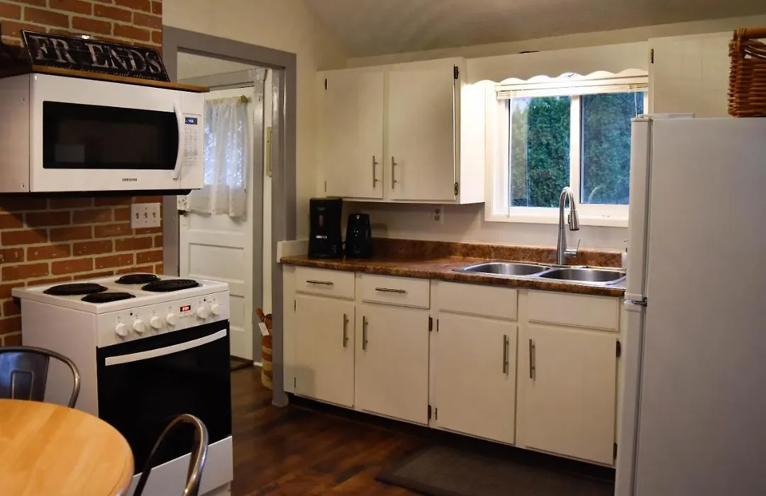 Bramblebank Cottages-1