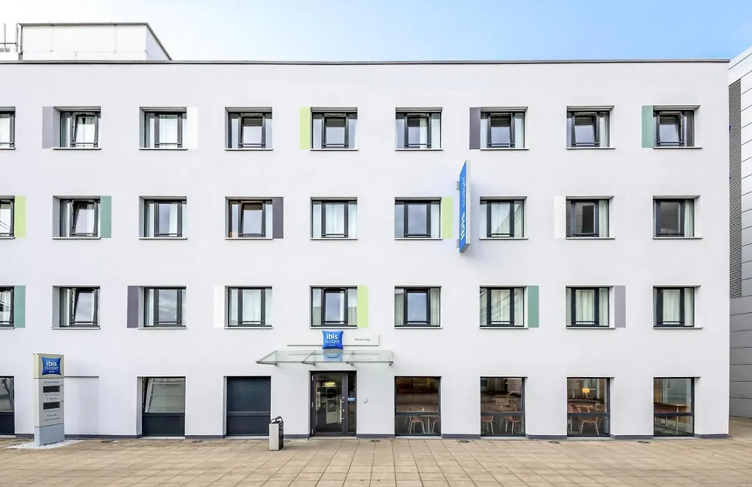 Ibis Budget Aachen City-1
