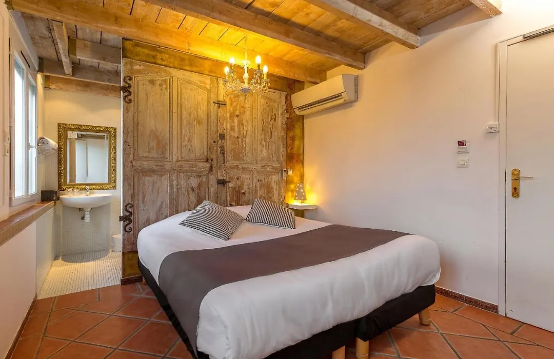 The Originals Boutique, Clair Hotel, Martigues-1