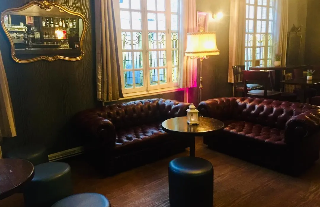 Le Cheval Blanc-1