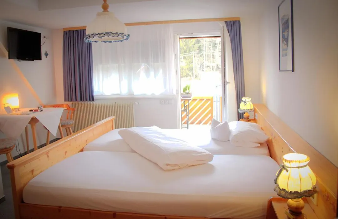 Land-gut-Hotel Höhengasthof Adler-1