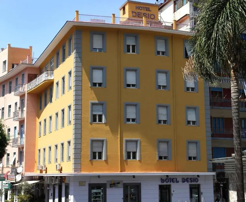 Hotel Desìo-1