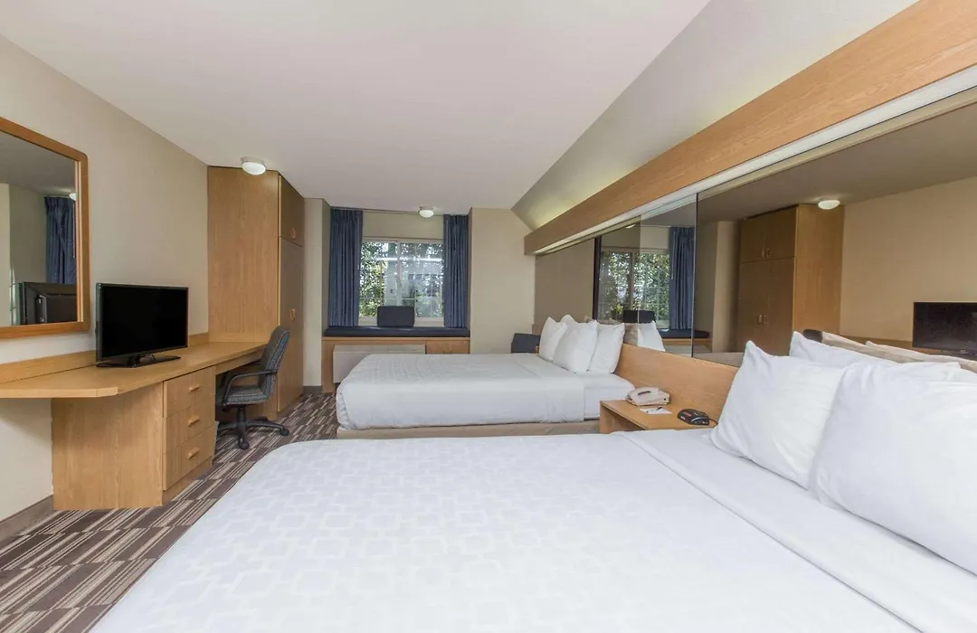 Baymont Inn & Suites By Wyndham Anchorage Airport-1