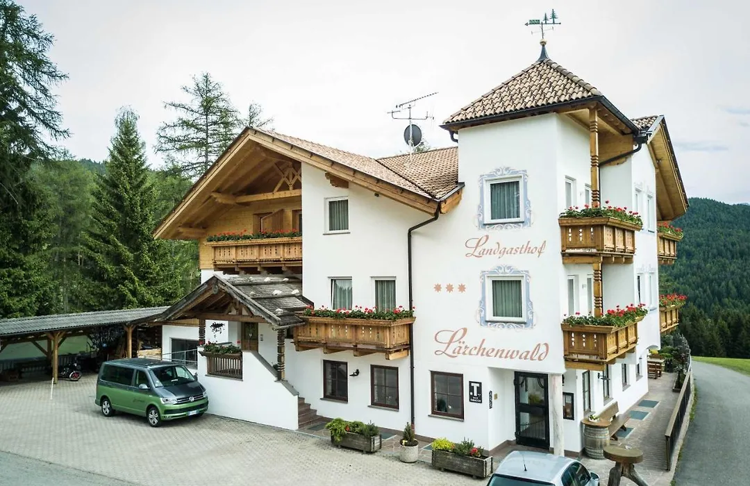 Hotel Landgasthof Laerchenwald-1