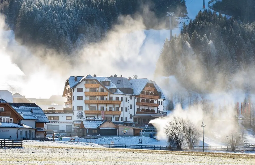Grizzly Sport & Motorrad Resort-1