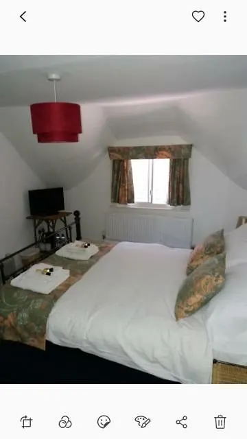 White Horse Inn-1