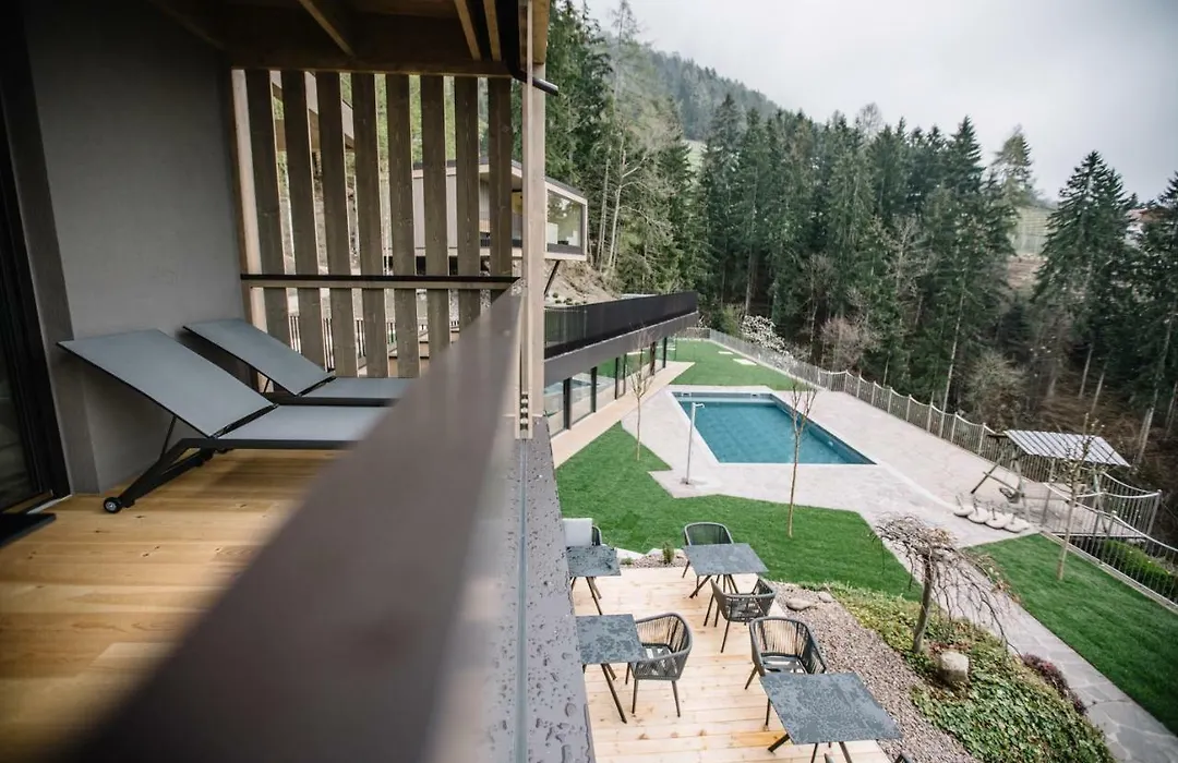 Panoramic Suites Winzerhoehe-1