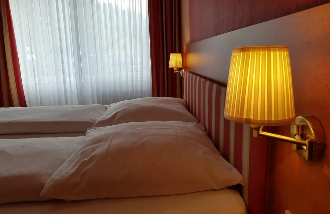 Hotel Zum Moseltal-1