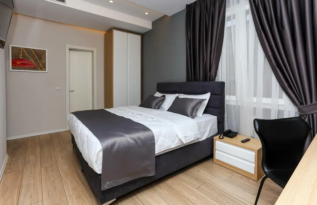 Emerald Boutique Hotel-1