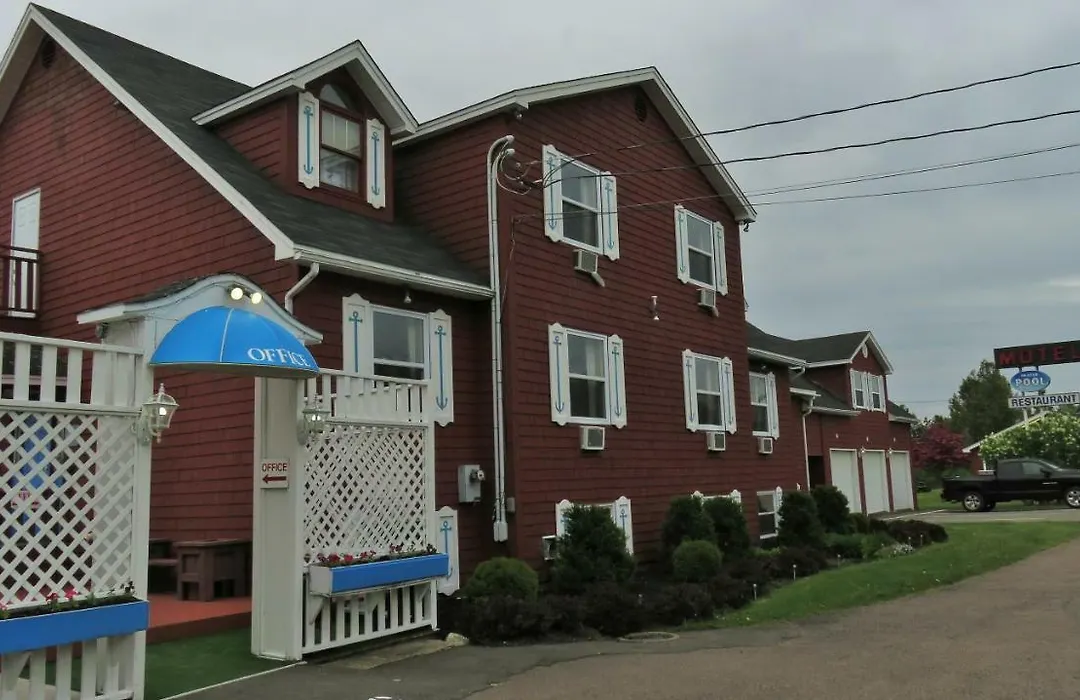 Hopewell Rocks Motel & Country Inn-1