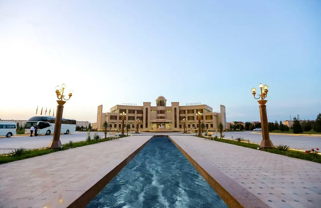 Hotel Karavan-1