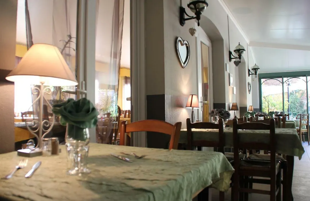 Le Provencal-1
