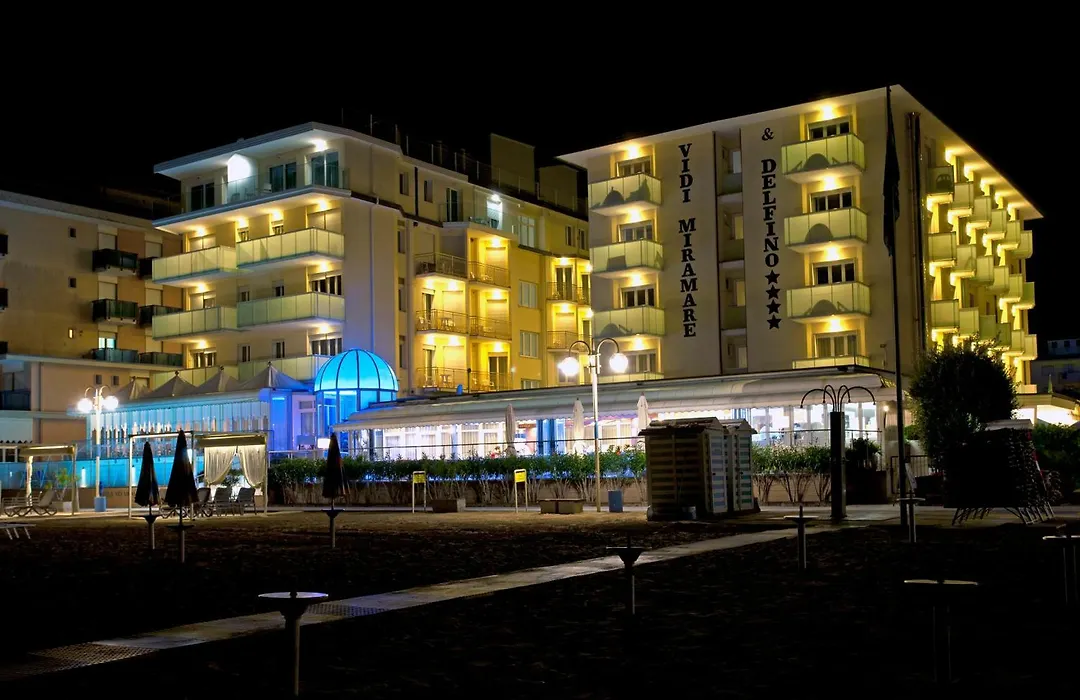 Hotels Vidi Miramare & Delfino-1