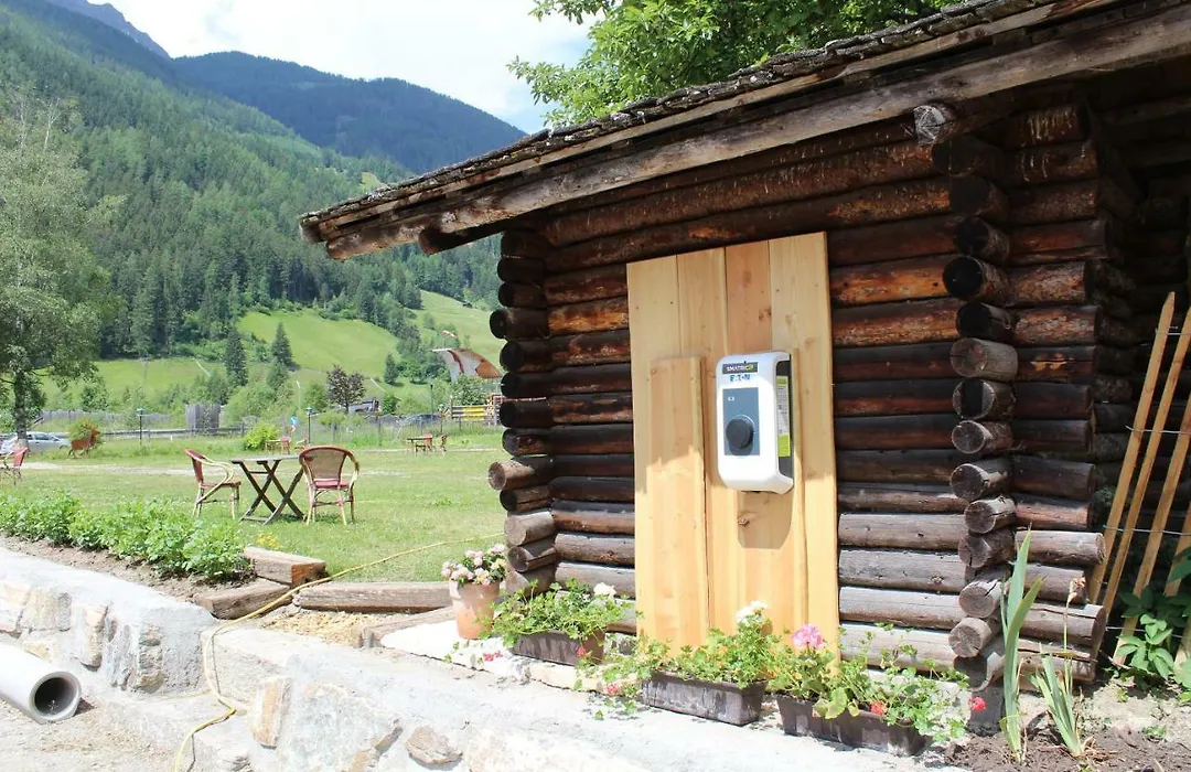 Hotel Schlosswirt-1