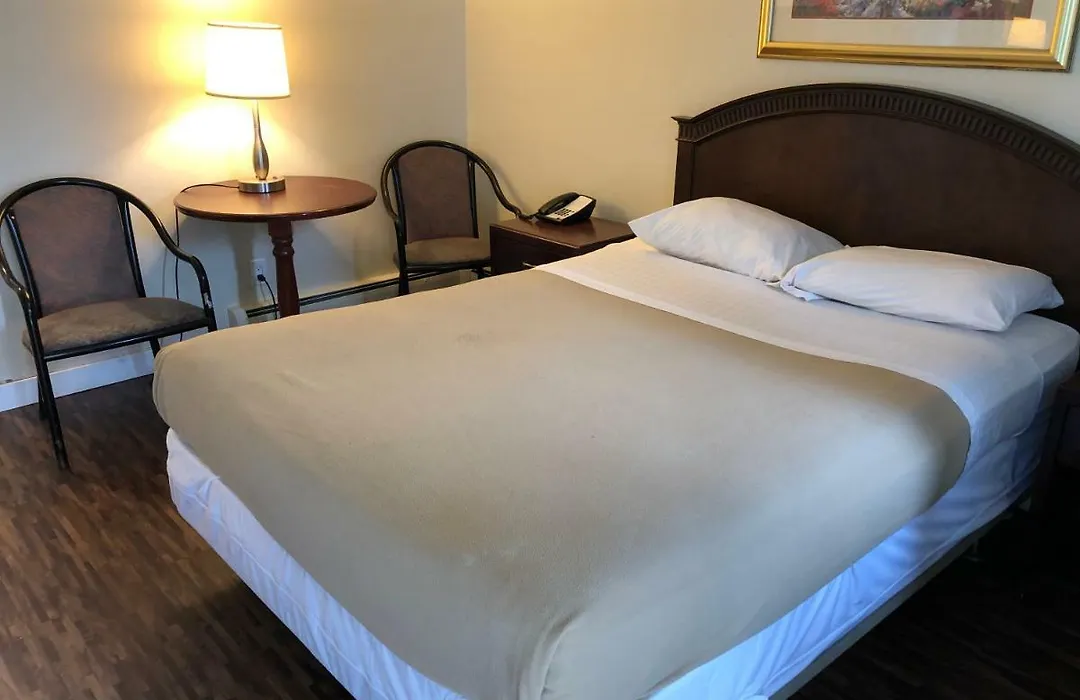Travellers Inn-1