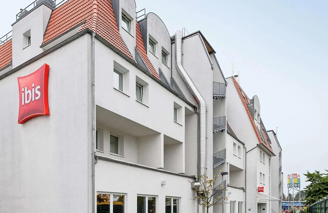 ibis Hotel Frankfurt Airport-1