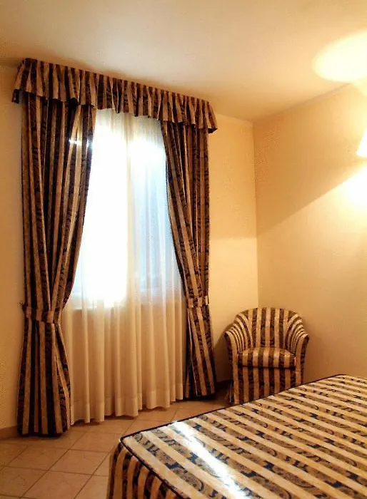 Hotel La Maddalena-1