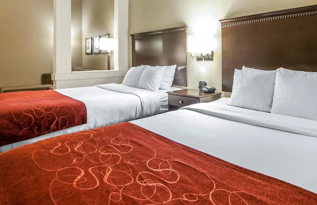 Comfort Suites Marietta-Parkersburg-1