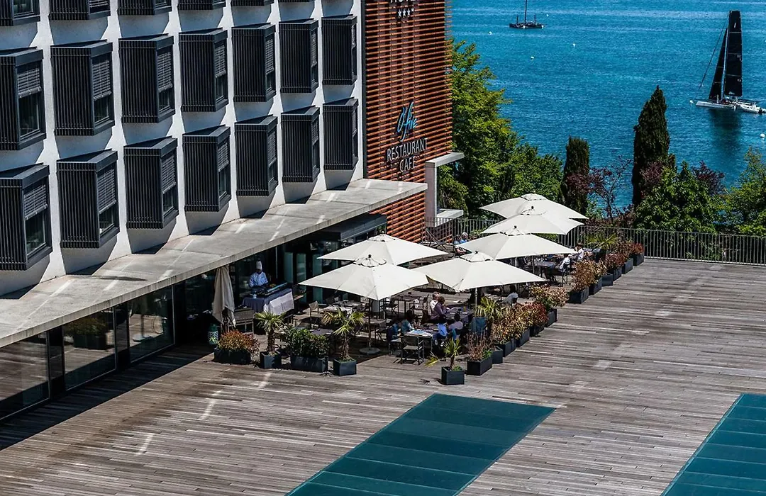 Lake Geneva Hotel-1