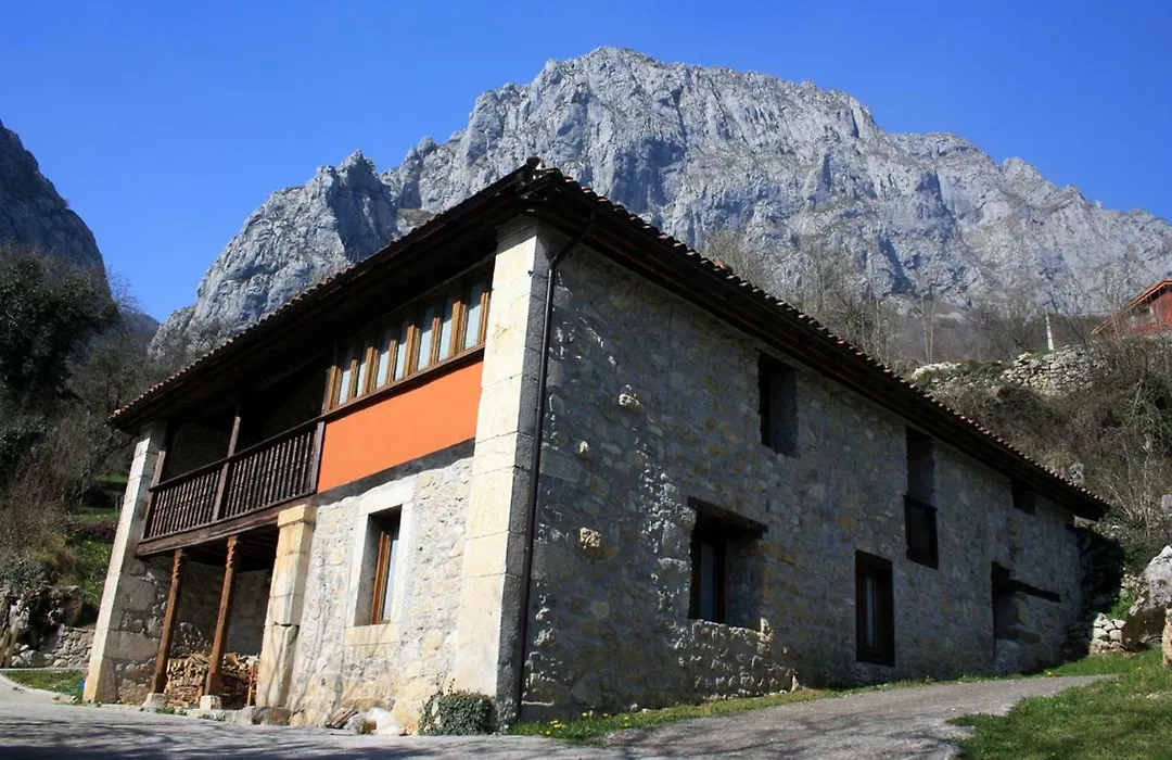 Hotel Rural Llerau-1