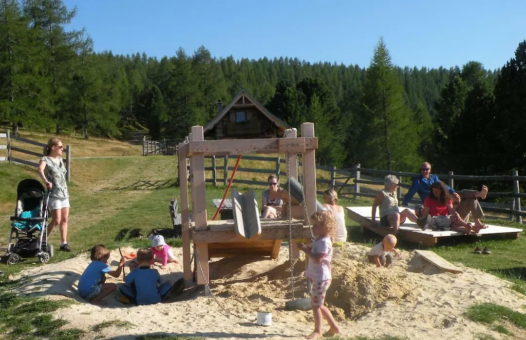 Hiasl Zirbenhütte-1