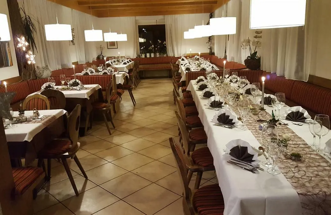Gasthof Pension Roessl-1